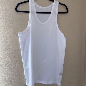 PLAIN WHITE TANK